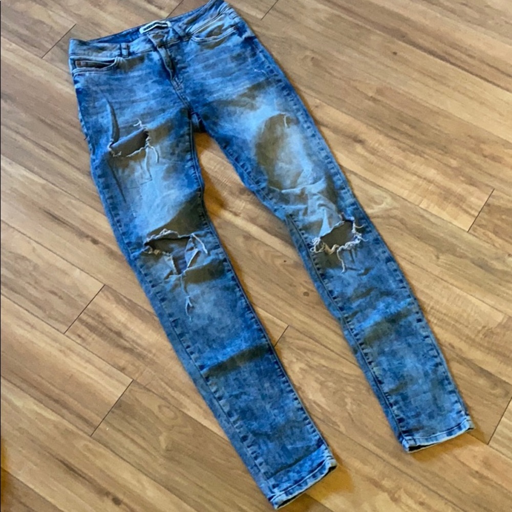 Noisy may distressed jeans